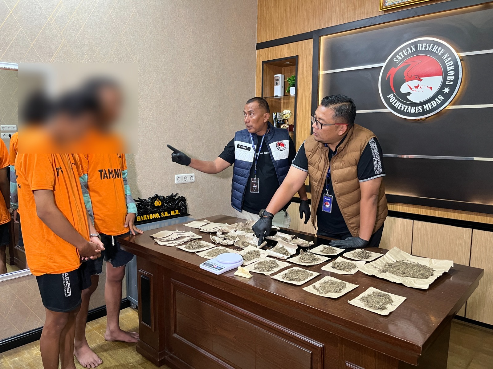 Edarkan Ganja, 2 Orang Mahasiswa Disergap Polisi, 260 Gram Ganja Disita