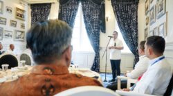 Rico Waas Ajak Dunia Usaha Lindungi Pekerja Rentan 6 Rico Waas Ajak Dunia Usaha Lindungi Pekerja Rentan
