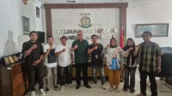 Terima FORWAKA Madina, Kajari Dukung Pelantikan Pengurus Digelar Agustus 7 Terima FORWAKA Madina, Kajari Dukung Pelantikan Pengurus Digelar Agustus