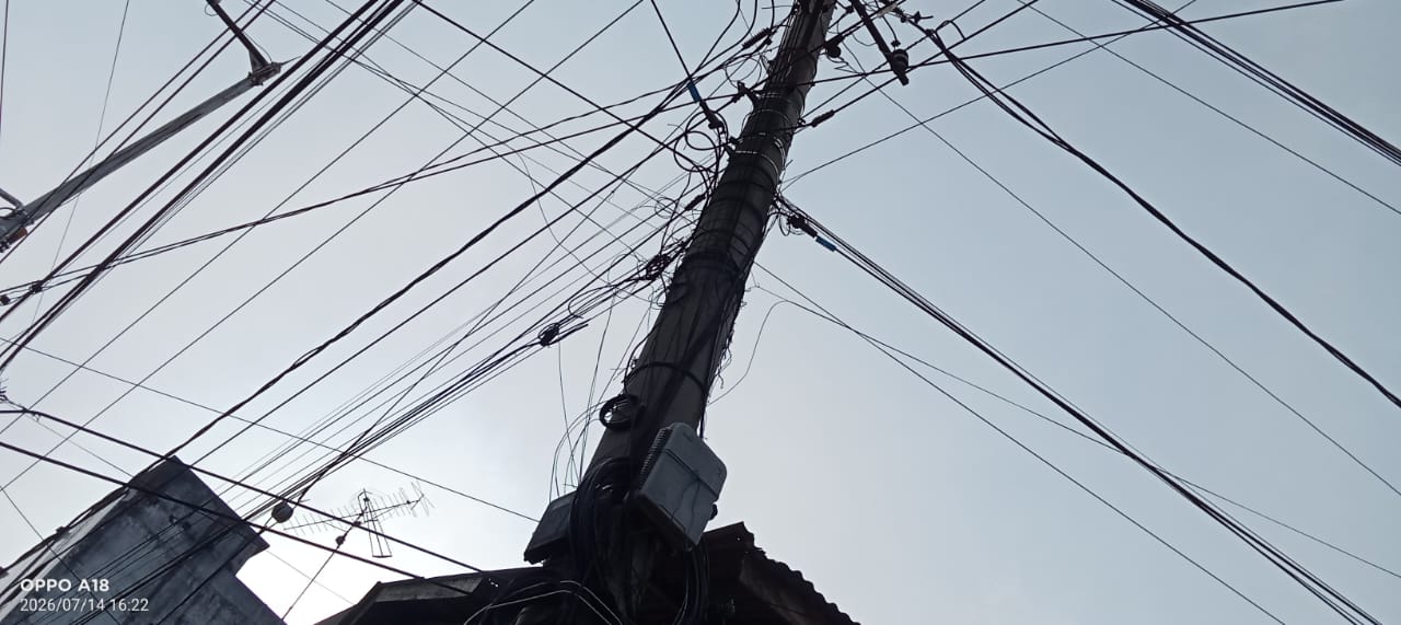 Kabel Internet Semrawut Pemkab Asahan Harus Bertindak Tegas terhadap Provider Nusanet 1 Kabel Internet Semrawut Pemkab Asahan Harus Bertindak Tegas terhadap Provider Nusanet