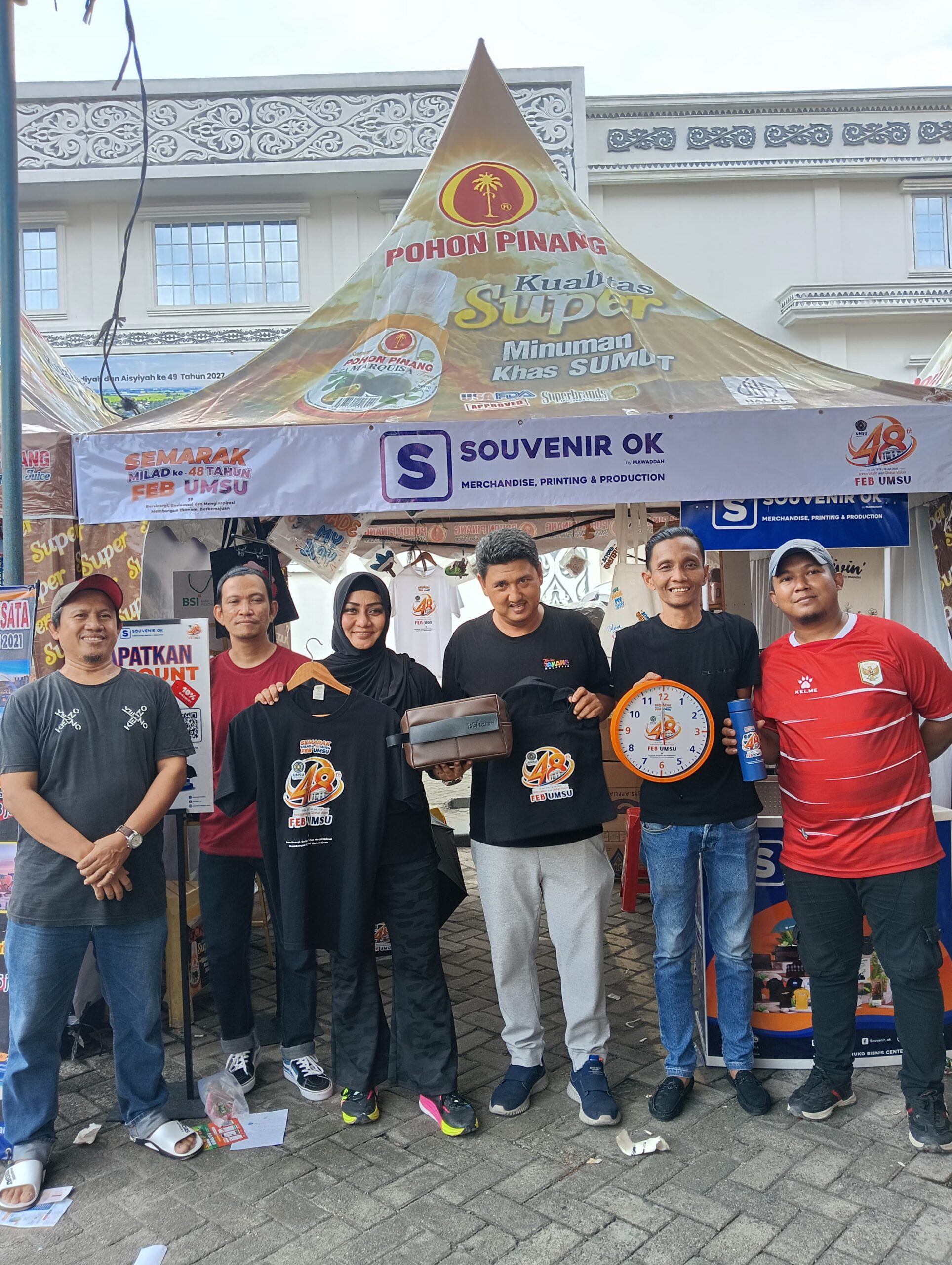 Dukung Produk Lokal, Lailatul Badri Apresiasi SOUVENIR OK Sebagai Mitra Industri Kreatif 1 Dukung Produk Lokal, Lailatul Badri Apresiasi SOUVENIR OK Sebagai Mitra Industri Kreatif