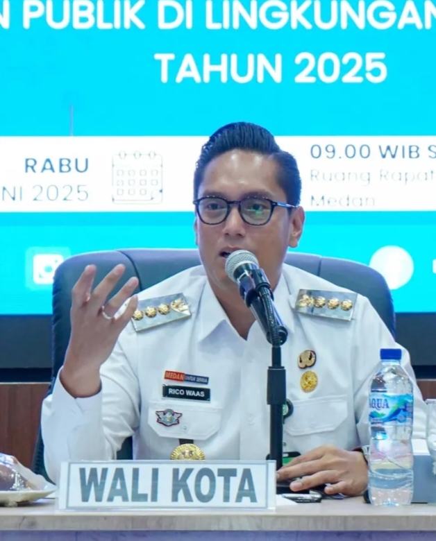 Salah Gunakan Wewenang, Rico Waas Nonaktifkan Lurah AUR
