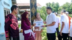 Wabup Sergai H. Adlin Tambunan Tinjau dan Salurkan Bantuan Korban Puting Beliung di Desa Blok 10