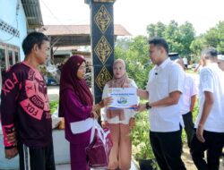 Wabup Sergai H. Adlin Tambunan Tinjau dan Salurkan Bantuan Korban Puting Beliung di Desa Blok 10