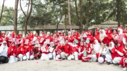 Organisasi Wanita Sergai Semarakkan HUT RI ke-81 di Pantai Romantis 4 Organisasi Wanita Sergai Semarakkan HUT RI ke-81 di Pantai Romantis