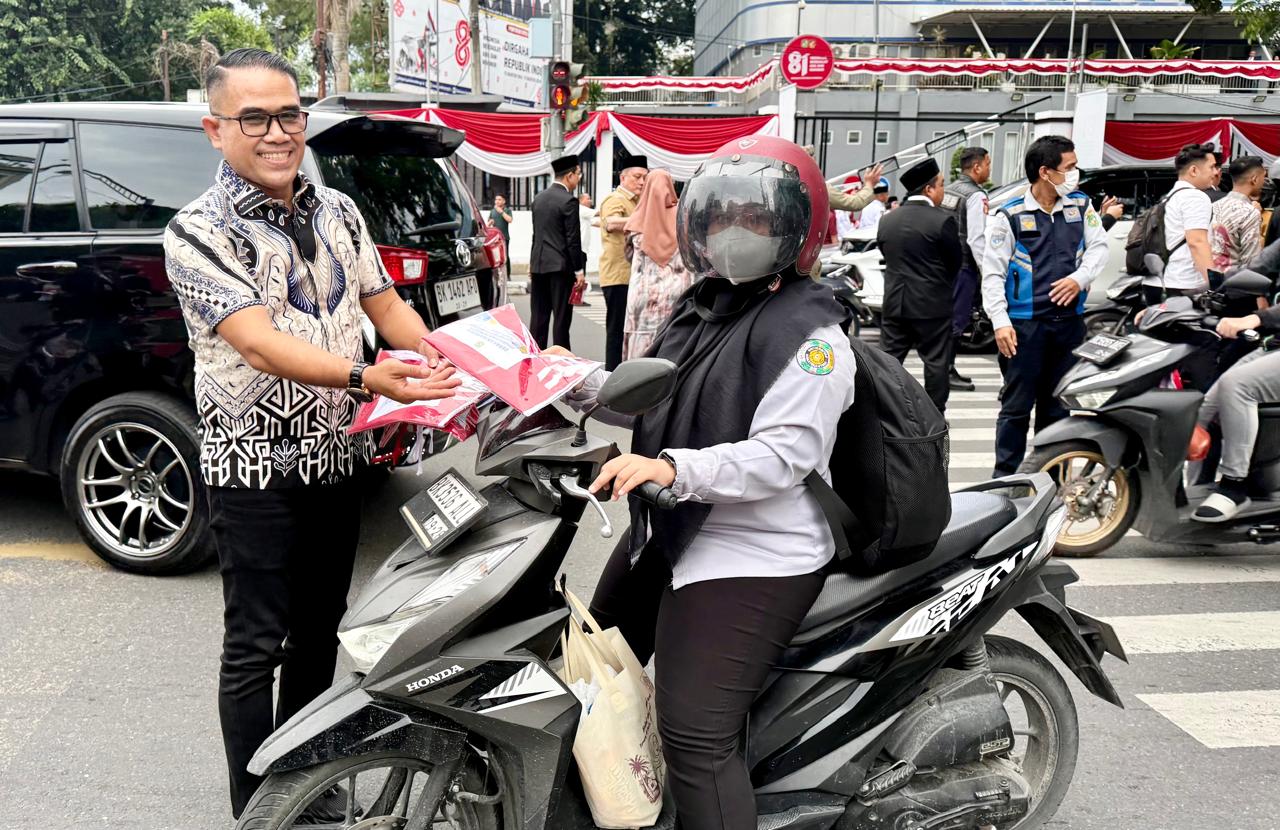 Pemko Medan Dan PWPM Kibarkan Semangat Merah Putih Di Jalanan Kota