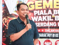 Bupati dan Wabup Sergai Ramaikan Trup Gembira