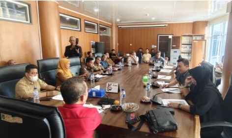 Bangunan di Jalan SM Raja Harus Dihentikan Sebelum PBG Terbit