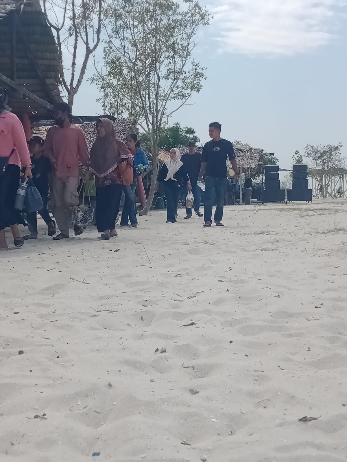 Pantai Merdeka Bagan Kuala Tetap Jadi Favorit Wisatawan, Pesona Pasir Putih Jadi Daya Tarik
