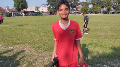 Raja Pardede Bawa SSB Mabar Putra U-13 Juara Soeratin Sumut