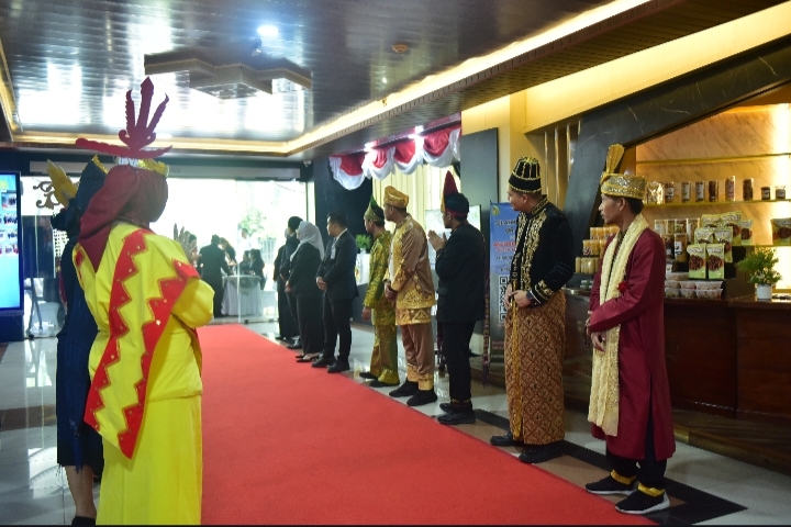DPRD Medan Resmi Lantik Hj Sri Rezeki AMd Jadi Wakil Ketua DPRD Kota Medan Sisa Masa Jabatan 2024-2029