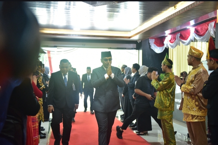 DPRD Medan Resmi Lantik Hj Sri Rezeki AMd Jadi Wakil Ketua DPRD Kota Medan Sisa Masa Jabatan 2024-2029