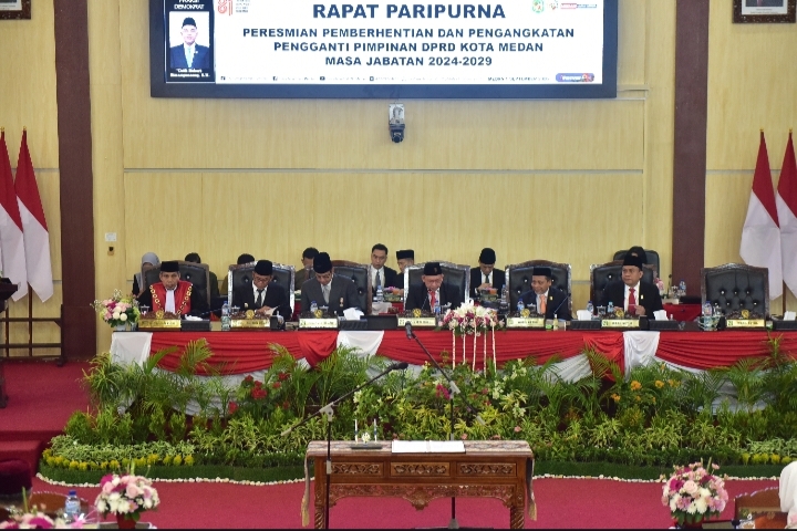 DPRD Medan Resmi Lantik Hj Sri Rezeki AMd Jadi Wakil Ketua DPRD Kota Medan Sisa Masa Jabatan 2024-2029