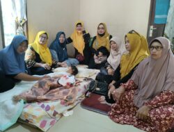 PB Puan MABMI Serahkan Bantuan kepada Gadis Cilik Korban Terbakar Parah di Medang Deras Batu Bara