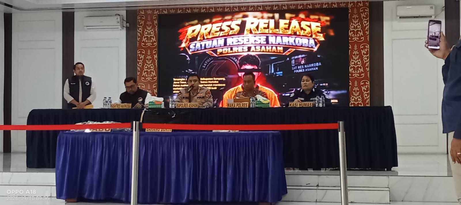 Seorang Pria Asal Jawa Timur dijanjikan upah sebesar Rp 80juta Membawa Sabu 5 kg dan 285 Pil Ekstasi Kini Meringkuk Di Sel Tahanan Polres Asahan