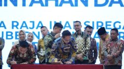 Ikuti Rakor Penguatan Tata Kelola Dan Pencegahan Korupsi, Rico Waas Tandatangani Komitmen Bersama