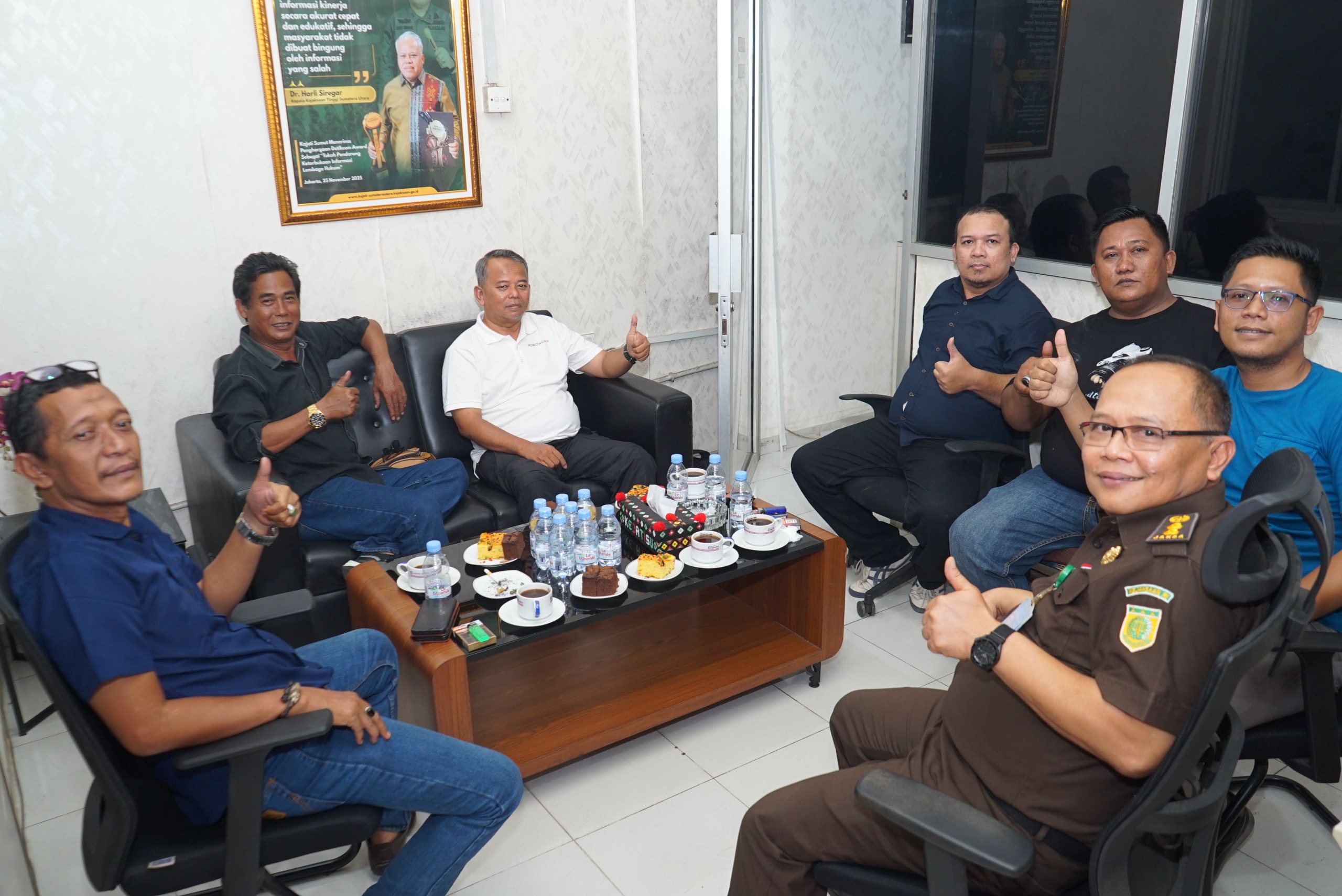 Kejatisu Dan Forwaka Sumut, Perkuat Sinergitas Pers Dengan Insan Adhyaksa 1 Kejatisu Dan Forwaka Sumut, Perkuat Sinergitas Pers Dengan Insan Adhyaksa