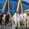Bersih-Bersih Islamic Center, Zakiyuddin Ajak Warga Hidupkan Lagi Semangat Gotong Royong