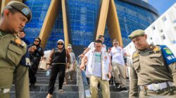Bersih-Bersih Islamic Center, Zakiyuddin Ajak Warga Hidupkan Lagi Semangat Gotong Royong