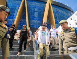 Bersih-Bersih Islamic Center, Zakiyuddin Ajak Warga Hidupkan Lagi Semangat Gotong Royong