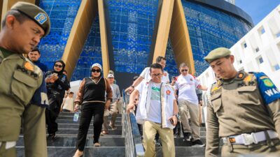 Bersih-Bersih Islamic Center, Zakiyuddin Ajak Warga Hidupkan Lagi Semangat Gotong Royong