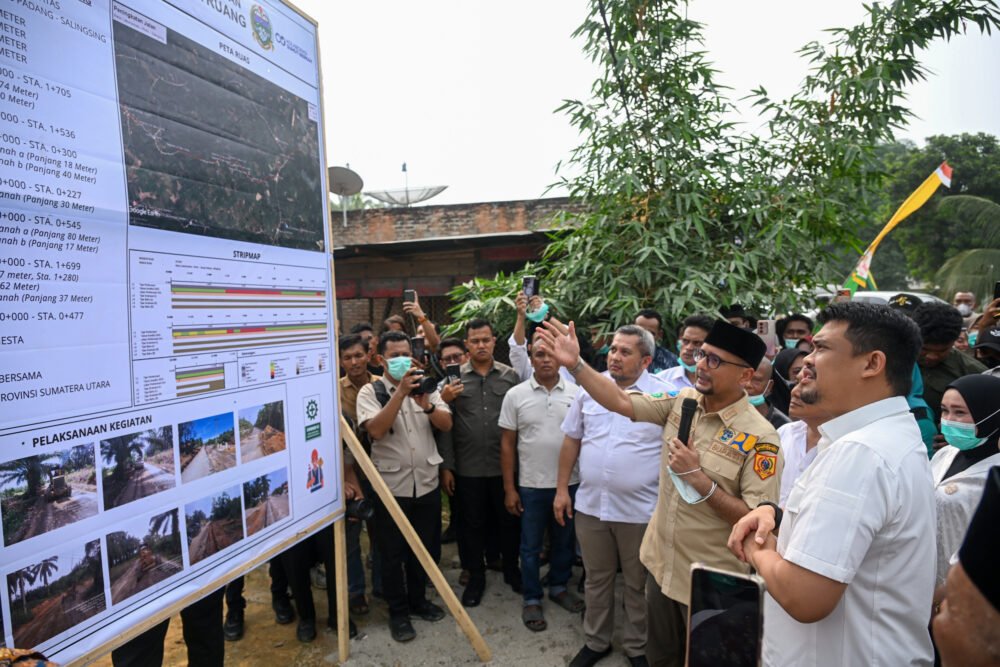 Bobby Nasution Perbaiki Jalan 20 Tahun Terbengkalai di Labusel, Rampung Akhir 2026