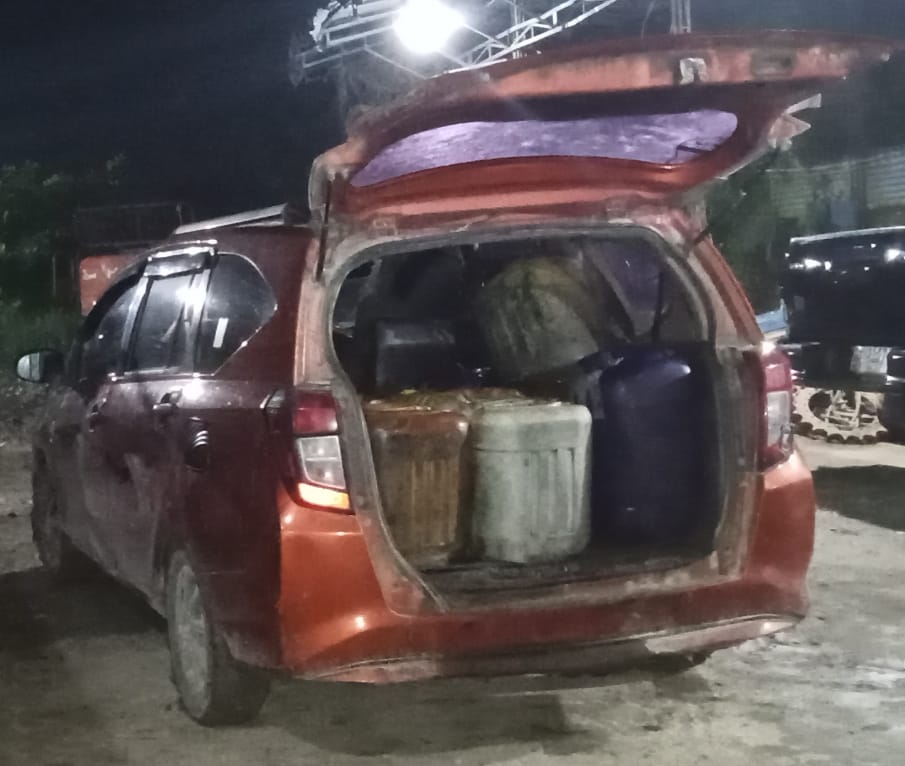 Gawat! Mobil Pelangsir Solar Bersubsidi di SPBU14.212.291 Granx Max hitam dan Sigra Oren Berjalan Mulus Tanpa ada Tindakan Polres Asahan