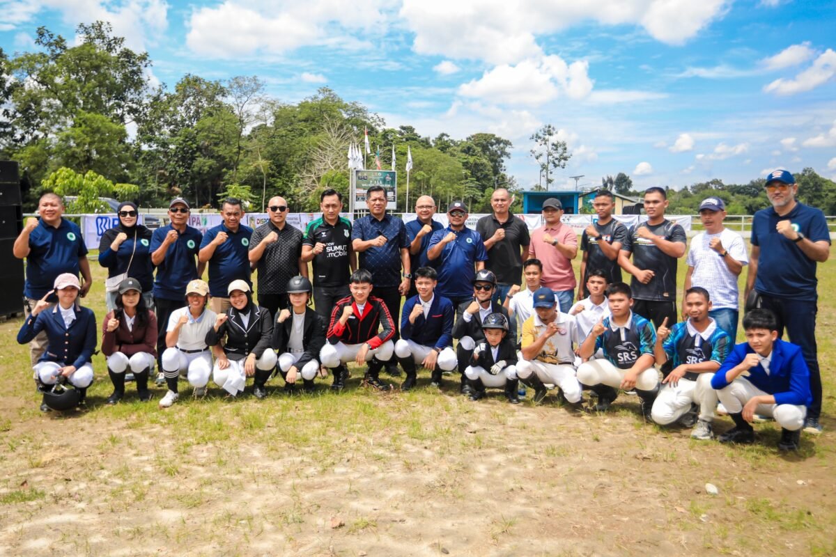 Rico Waas Dukung Kejuaraan Berkuda Equestrian Piala Wali Kota Medan 2026 1 Rico Waas Dukung Kejuaraan Berkuda Equestrian Piala Wali Kota Medan 2026