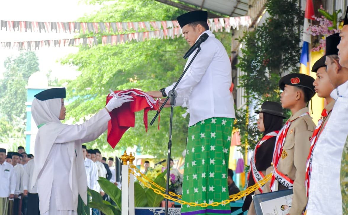 Adlin Tambunan Ajak Santri Sergai Siap Hadapi Tantangan Zaman